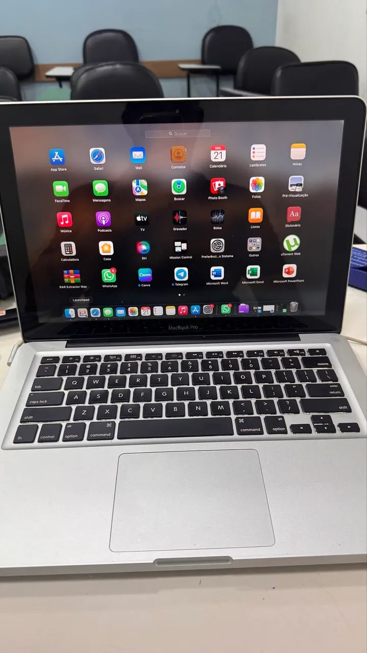 MacBook Pro 13インチ 250GB Apple MacBook Pro (13 polegadas, 2020, Chip M1, 256 GB de SSD