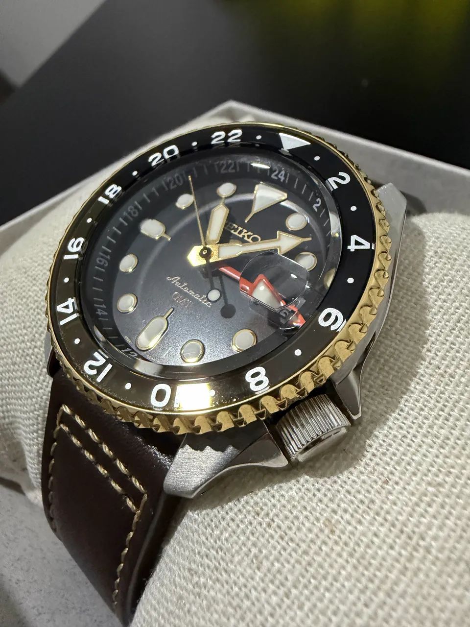 SEIKO gmt SSK036