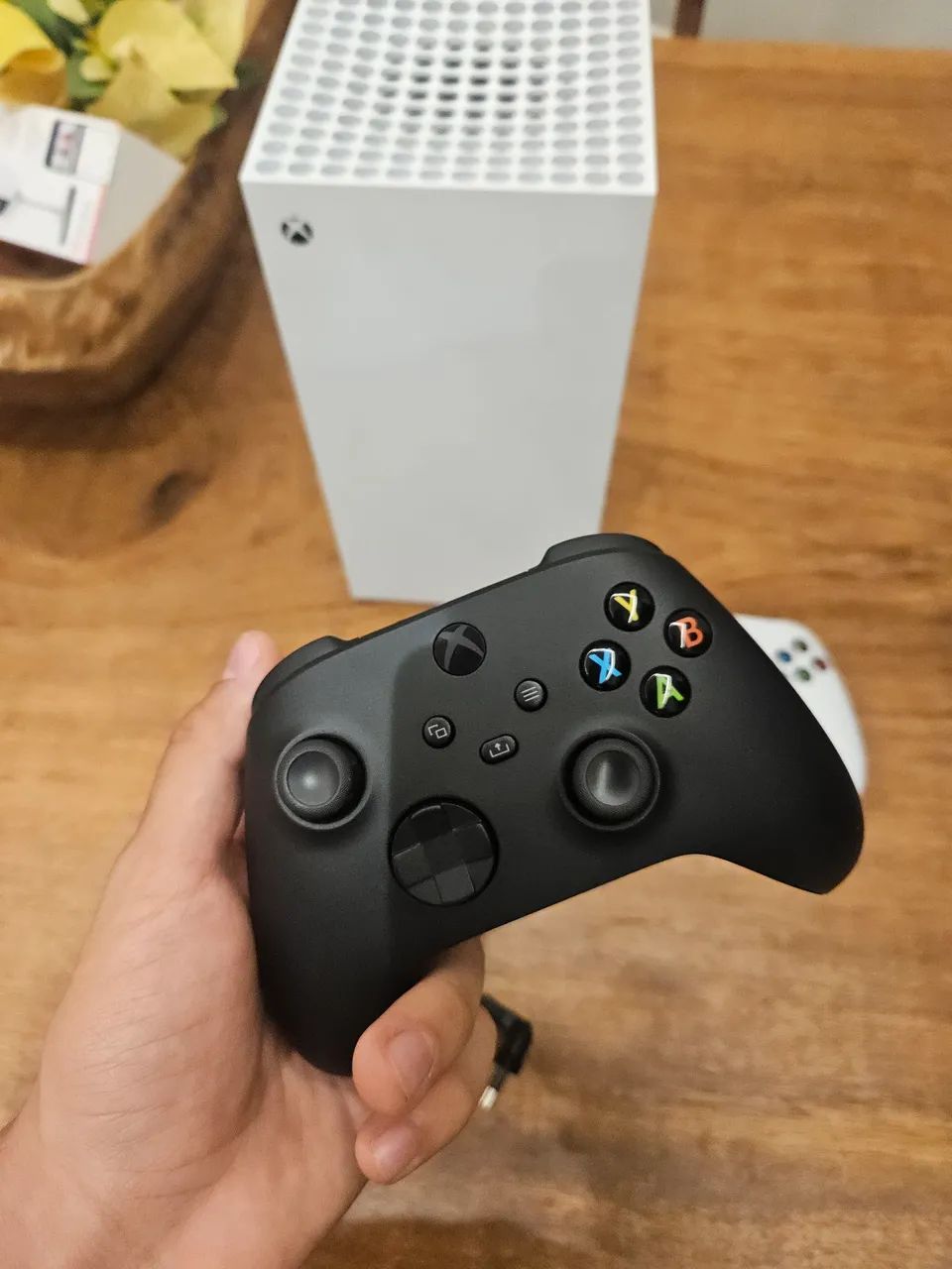 XBOX SERIE X 1T( versão limitada sem leitor de disco)
