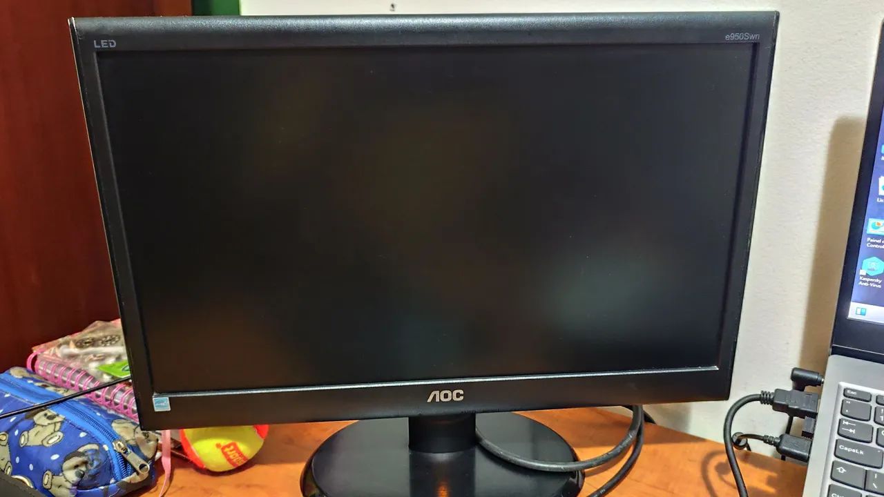 Monitor AOC LED 18,5" - Funcionando - Foto 4