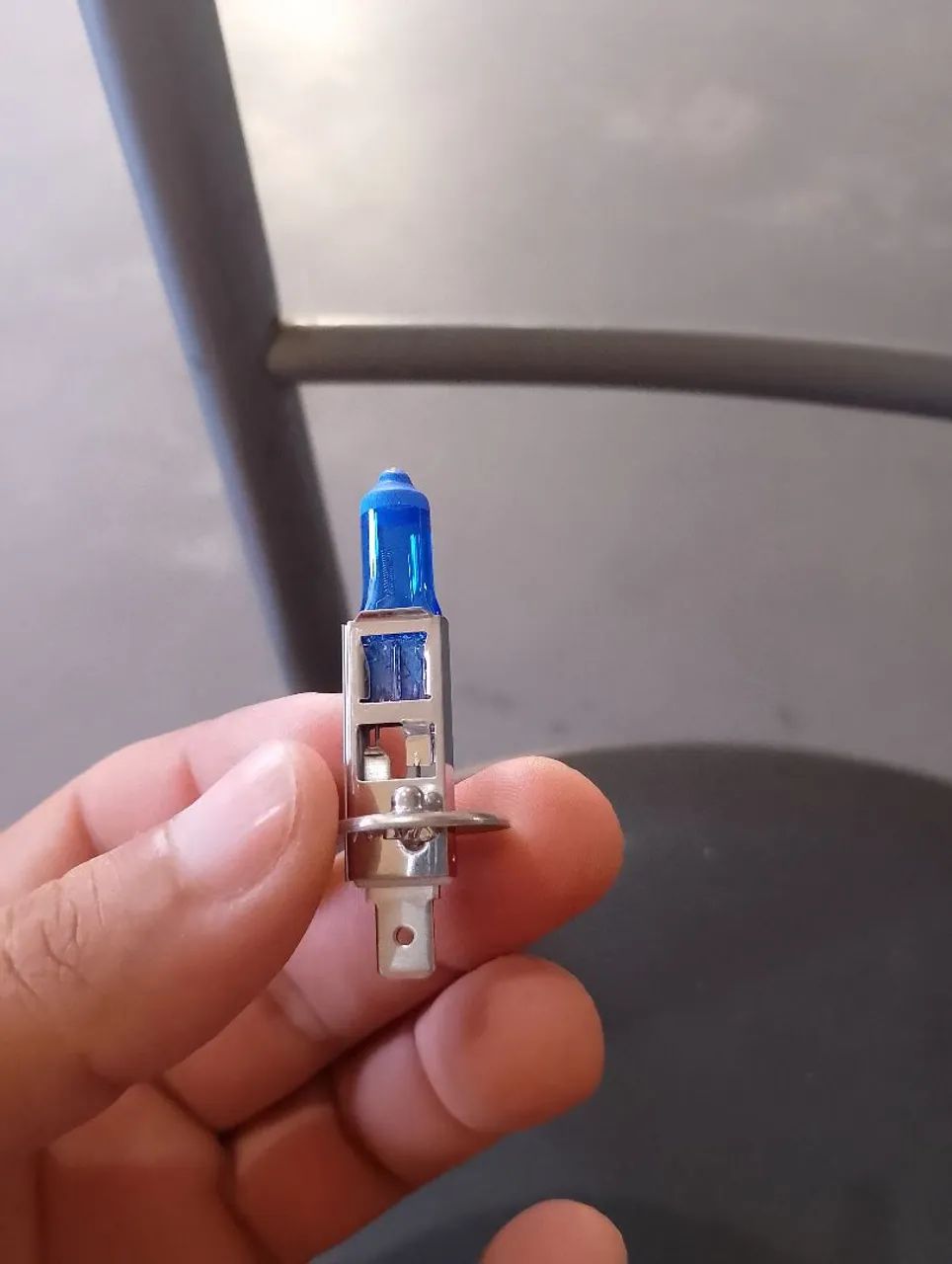 Lâmpada super branca H1 12 volt  - Foto 4