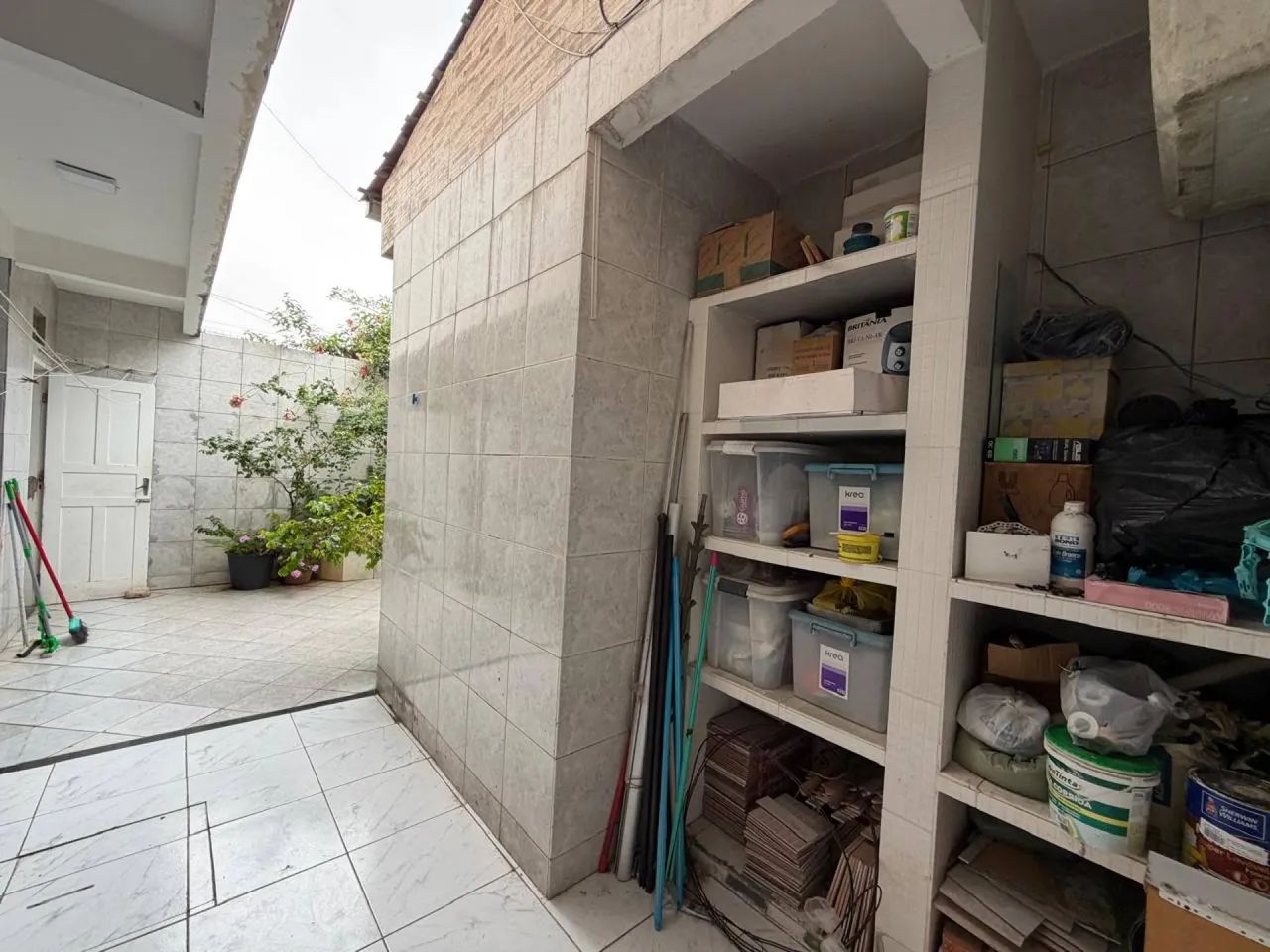 CASA EM RUA PÚBLICA - LUZIA - Foto 2