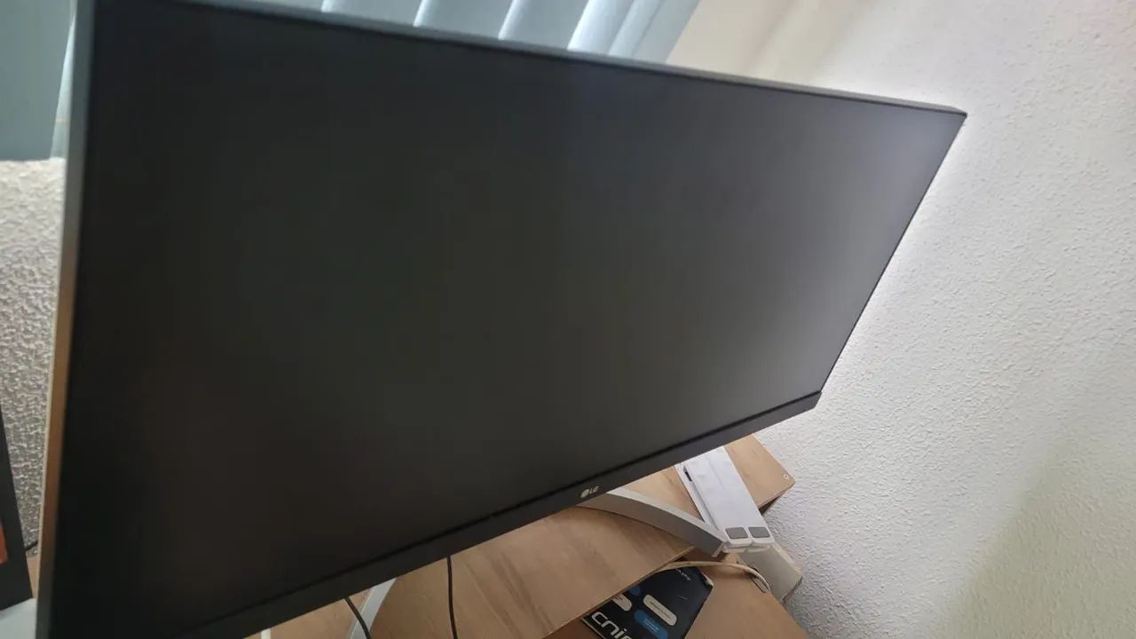 Monitor LG UltraWide - Tela IPS - Foto 2