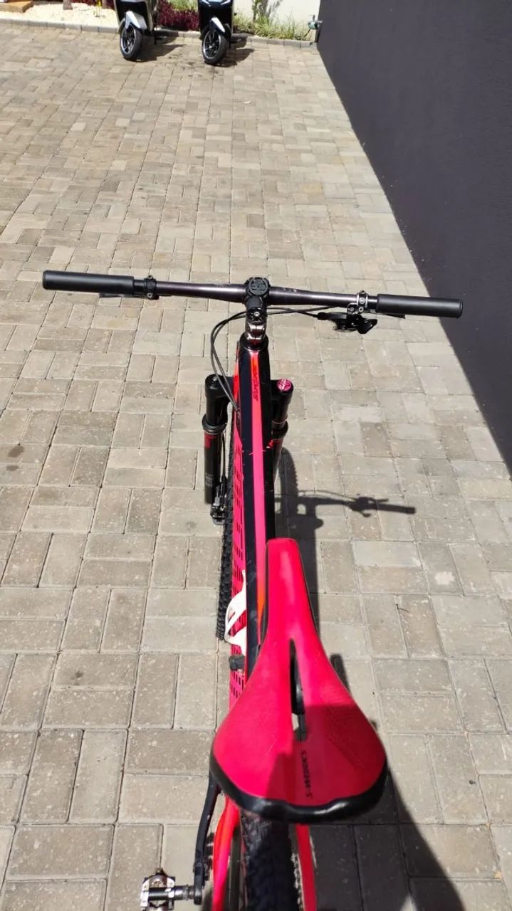 Bicicleta Specialized Carbono - Foto 2