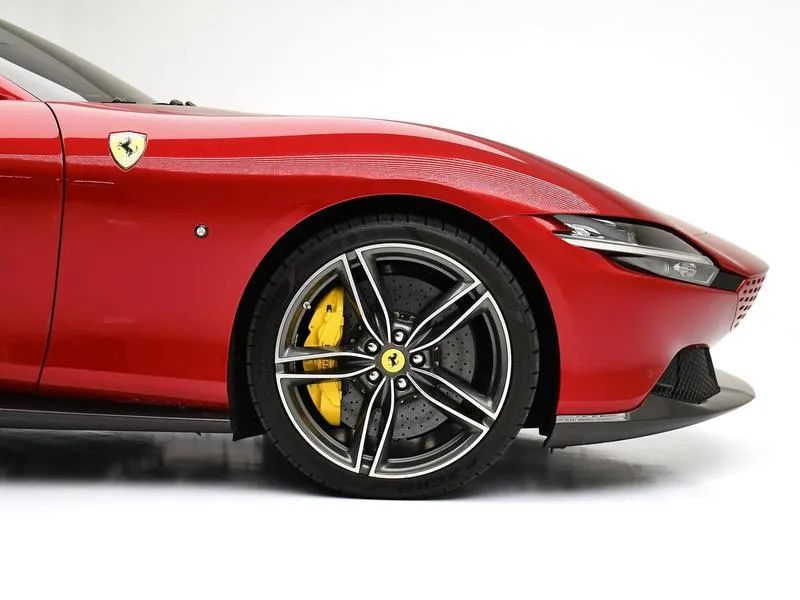 Ferrari Roma Spider 3.9 V8 620cv, foto 4 de 13