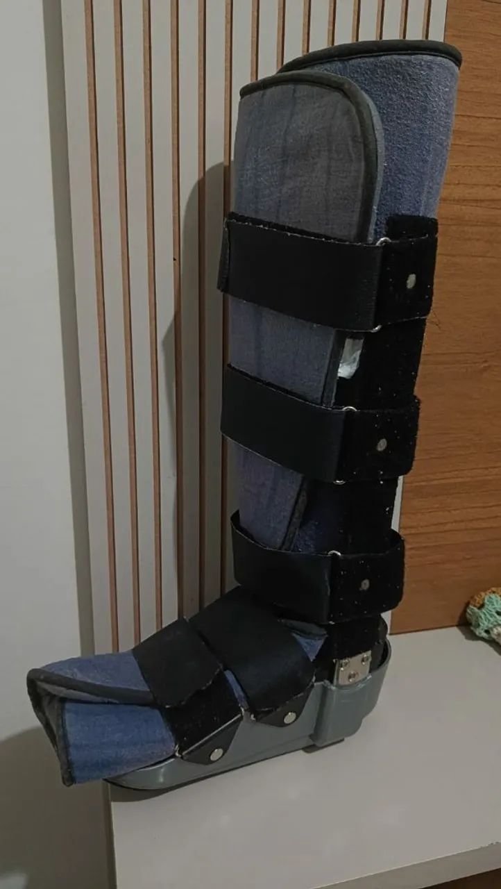 Bota Ortopédica Salvapé nº 38 - Usada - Foto 3