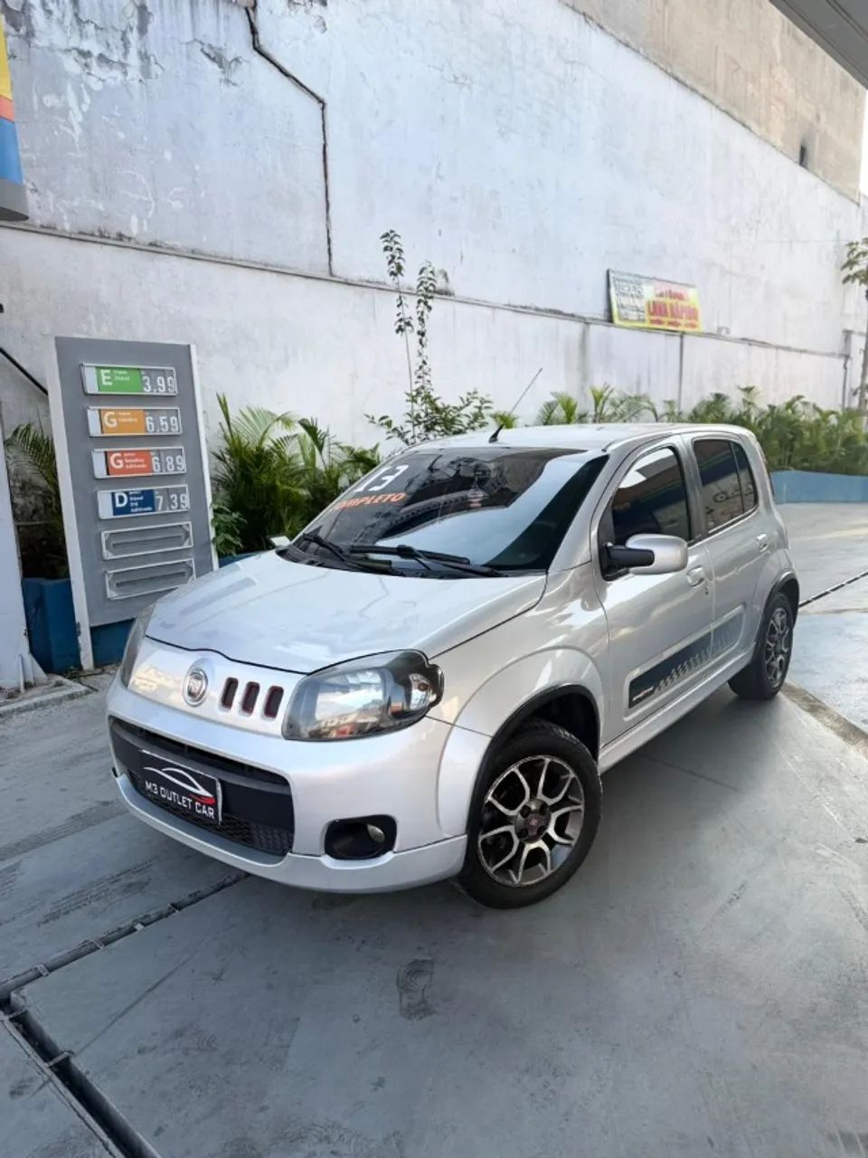 Fiat Uno Sporting 1.4 EVO Fire Flex 8V 4P 2013