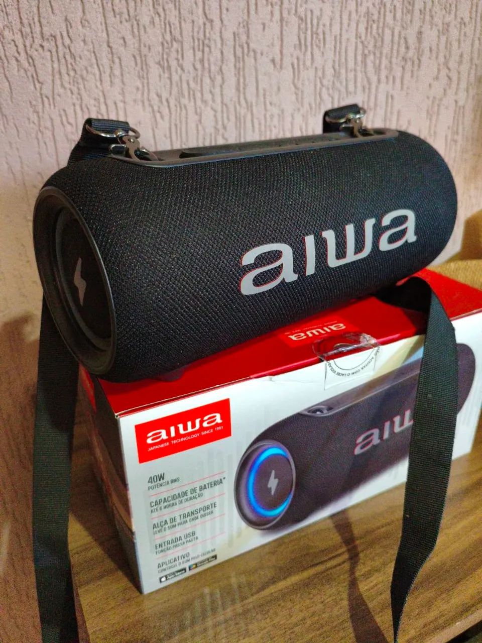 Caixa de som AiWA 