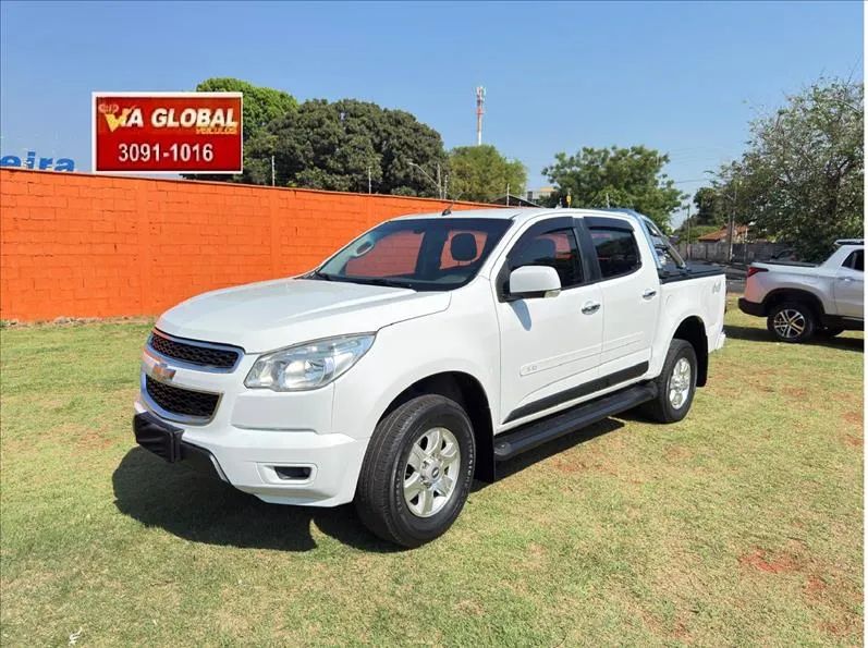 Chevrolet S10 S10 Pick-Up 2.4 MPFI 8v 128cv CD 4p 2013