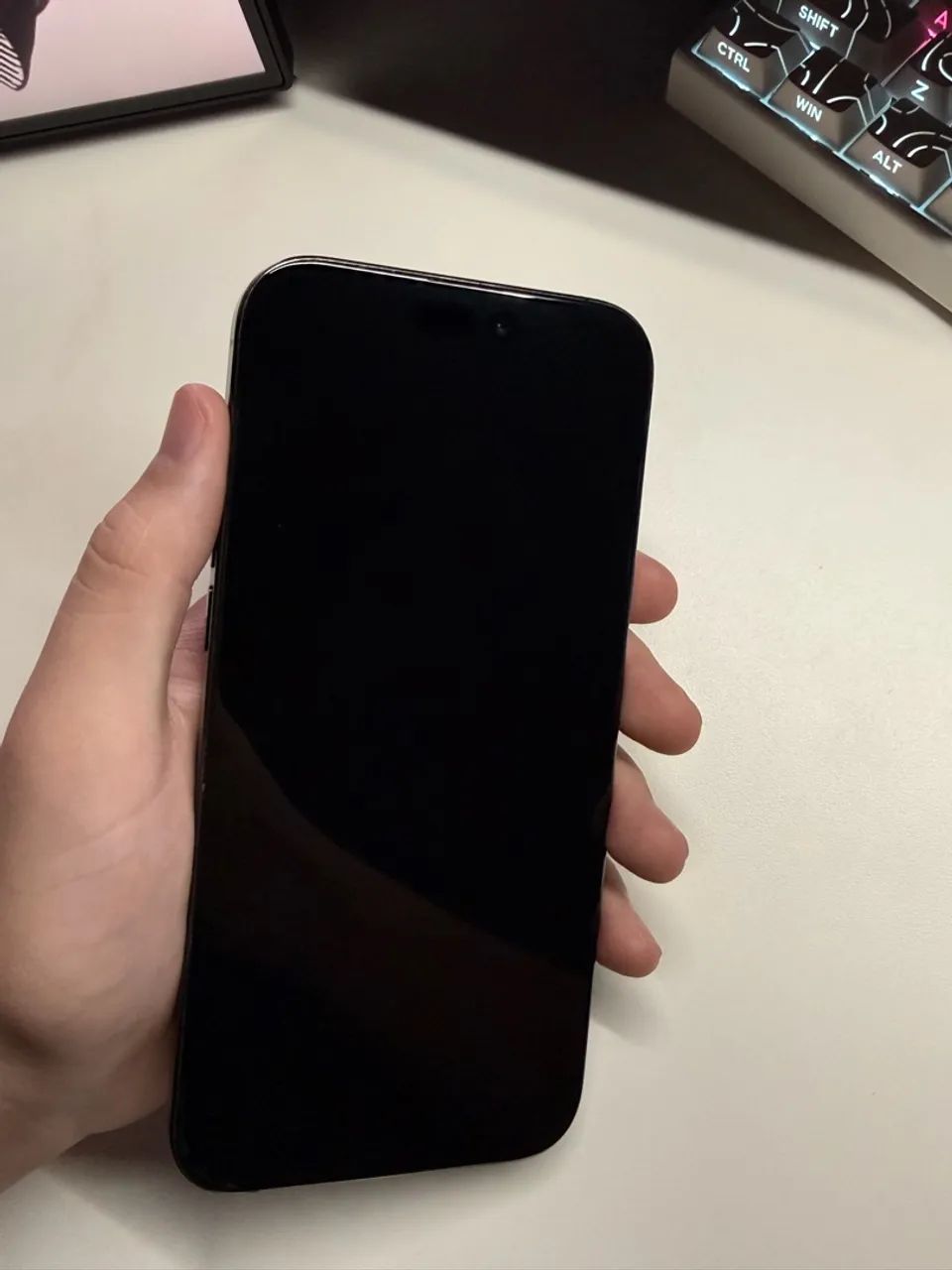 iPhone 16 Pro Max - Foto 2