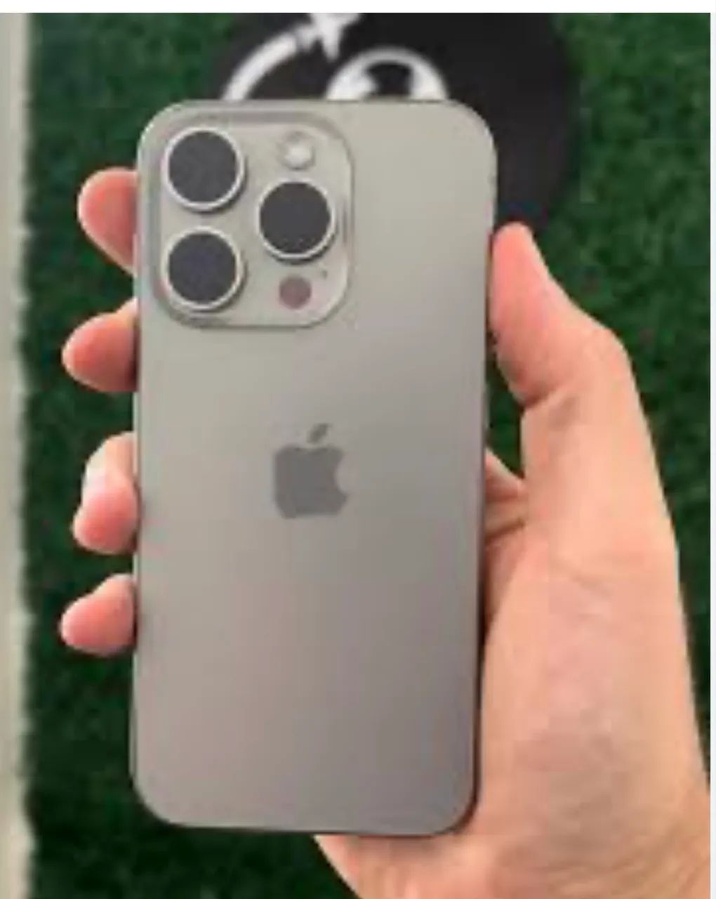 Iphone 15 Pro semi-novo