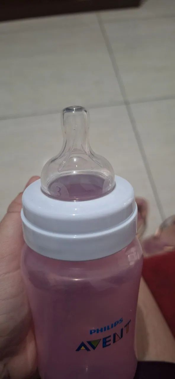 Mamadeira Avent usada apenas 1 vez - Foto 5