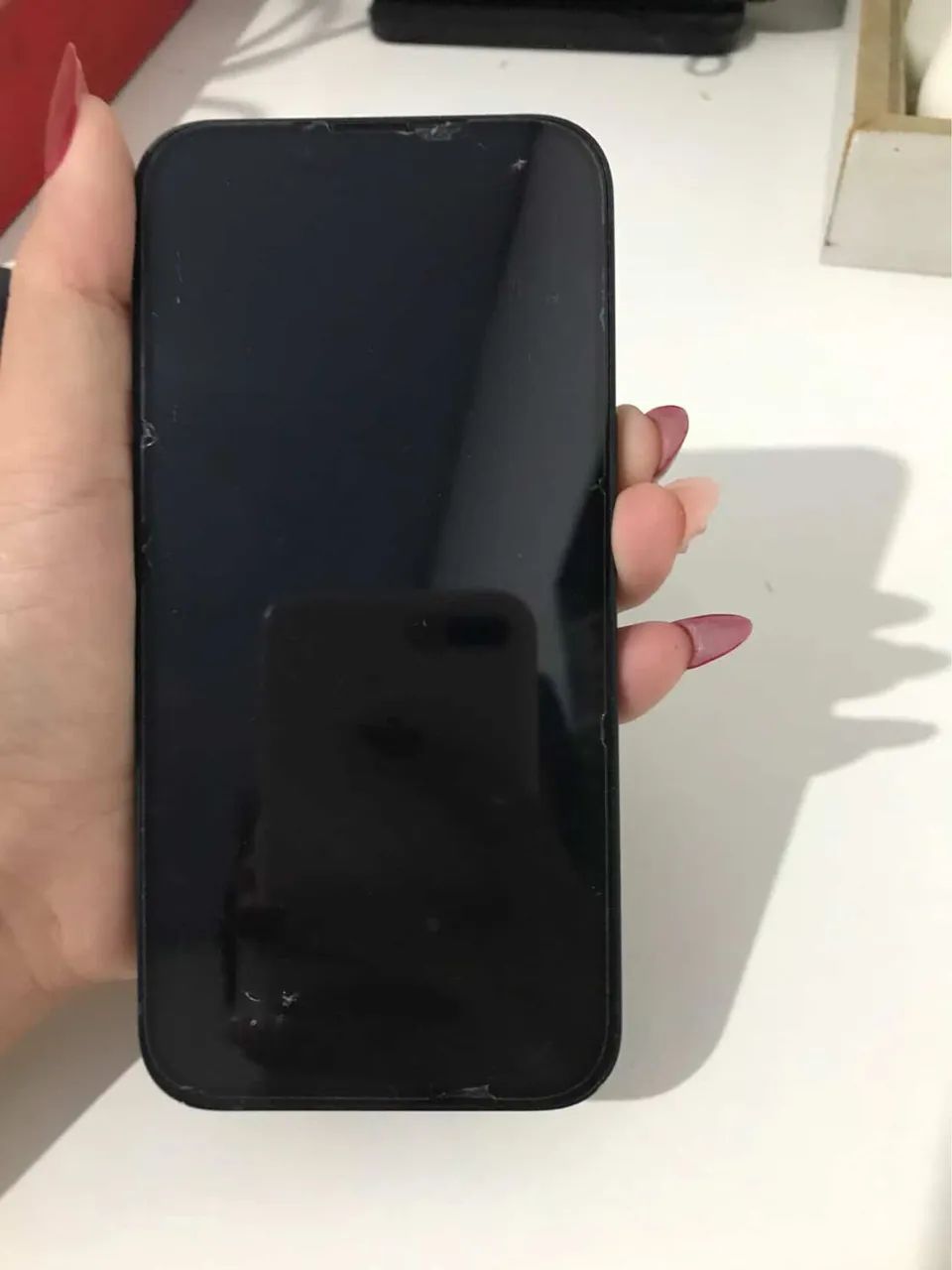 Vendo ou troco iPhone 13 - Foto 2