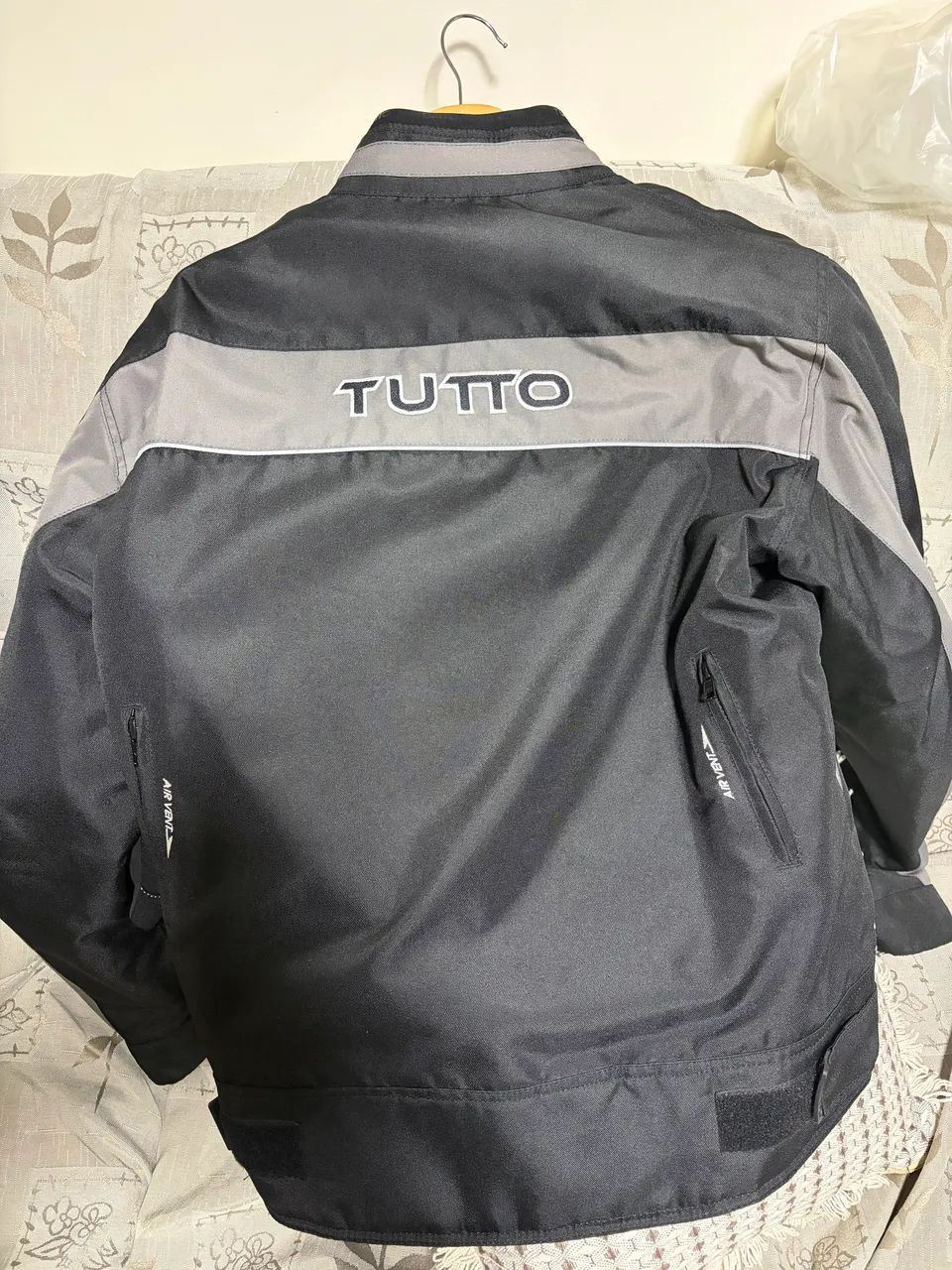 Jaqueta e Luva Tutto - Tamanho M - Foto 4