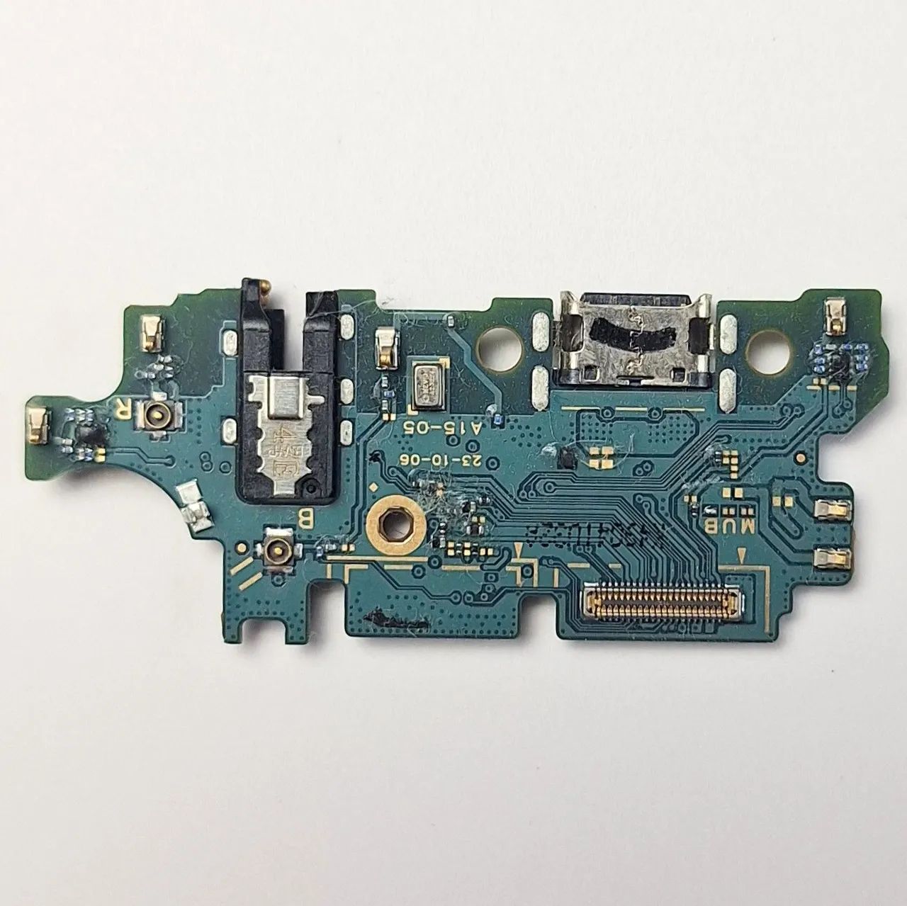 Mini Placa Carregamento Samsung Galaxy A15 5G - Semi Nova