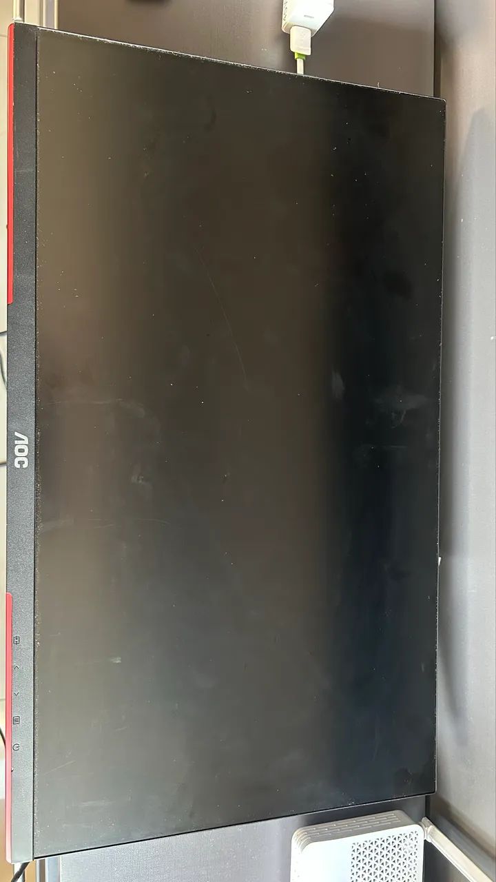 MONITOR AOC DESTINY 240hz COM DEFEITO