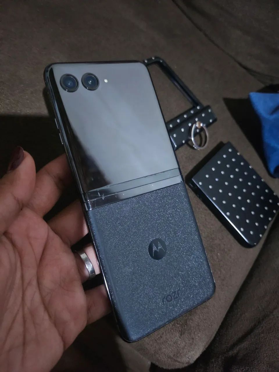 Celular moto razr 40 ultra  - Foto 4
