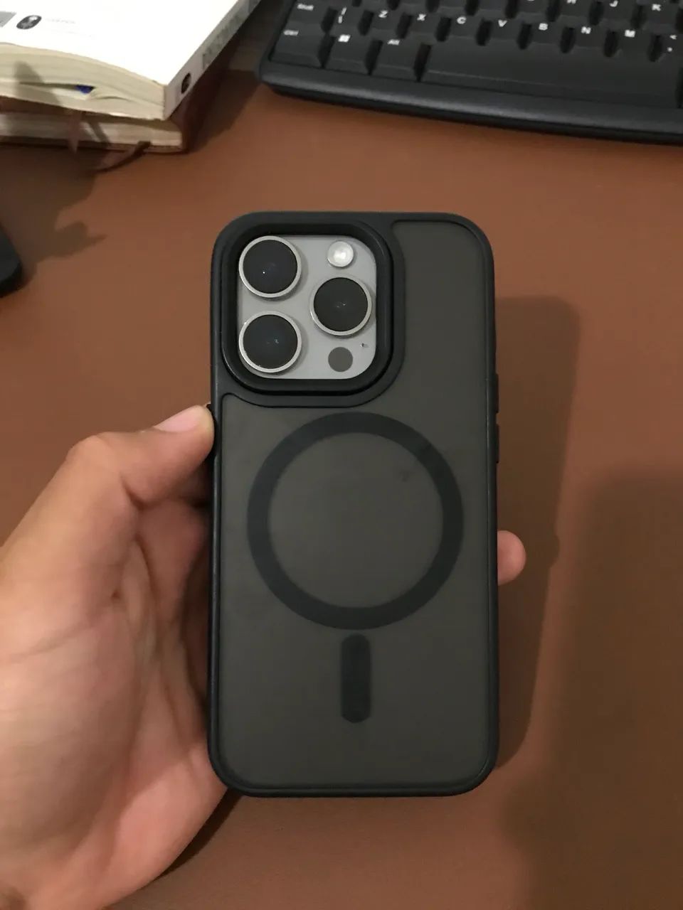 iPhone 15 pro - Foto 3
