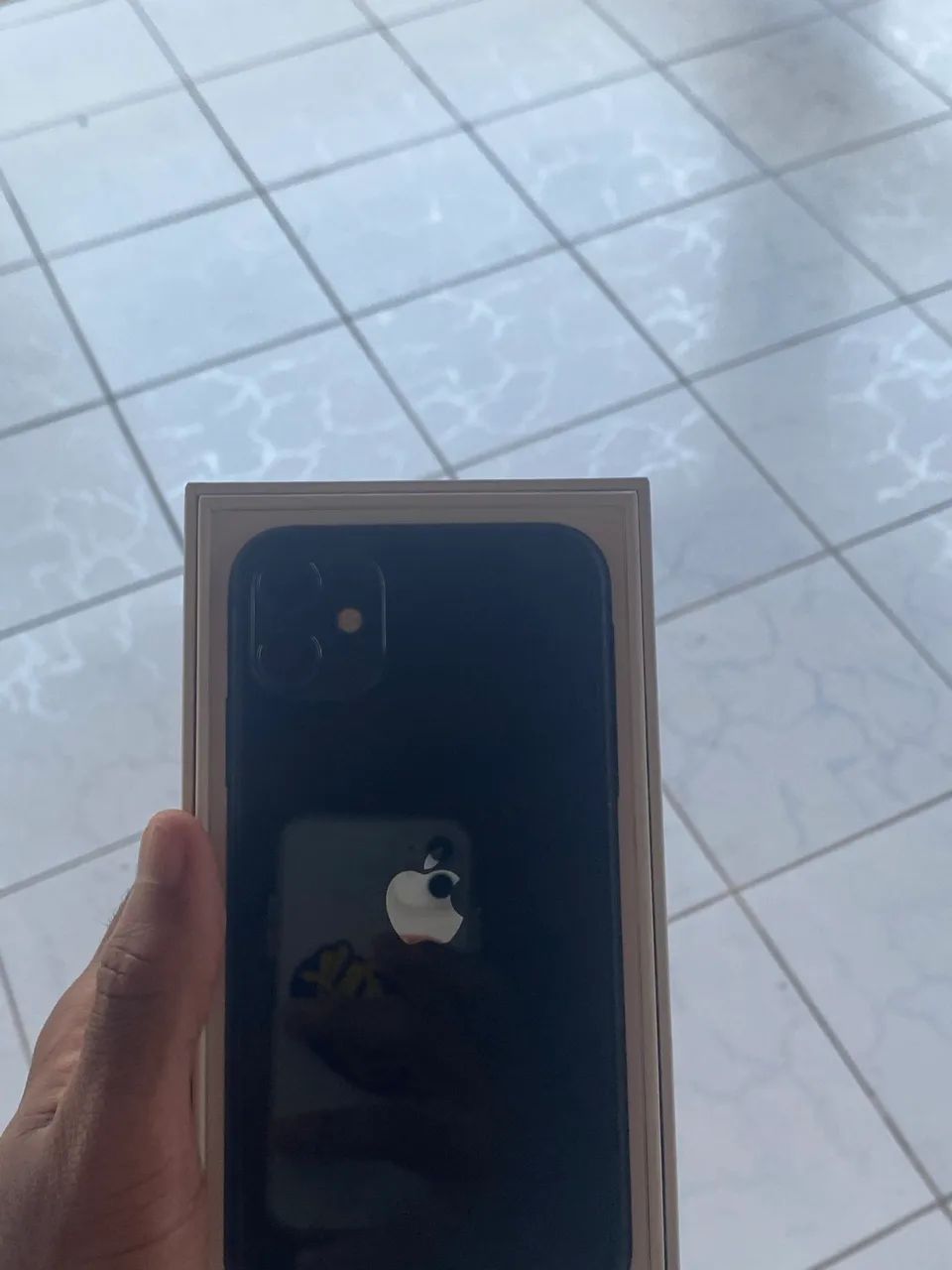 iPhone 11 preto - 64 gb - Foto 5