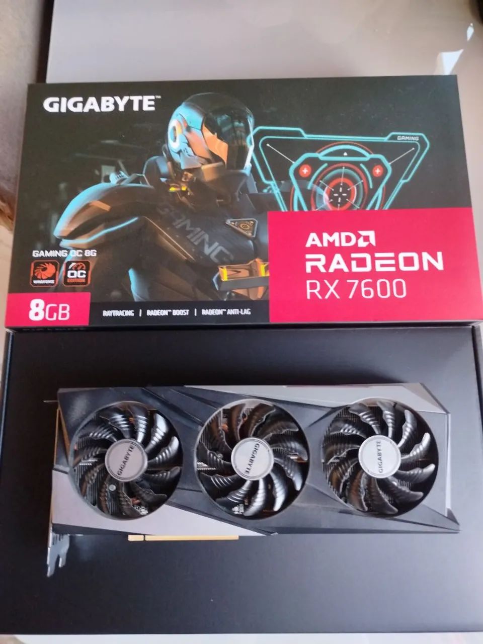 Placa de vídeo RX 7600