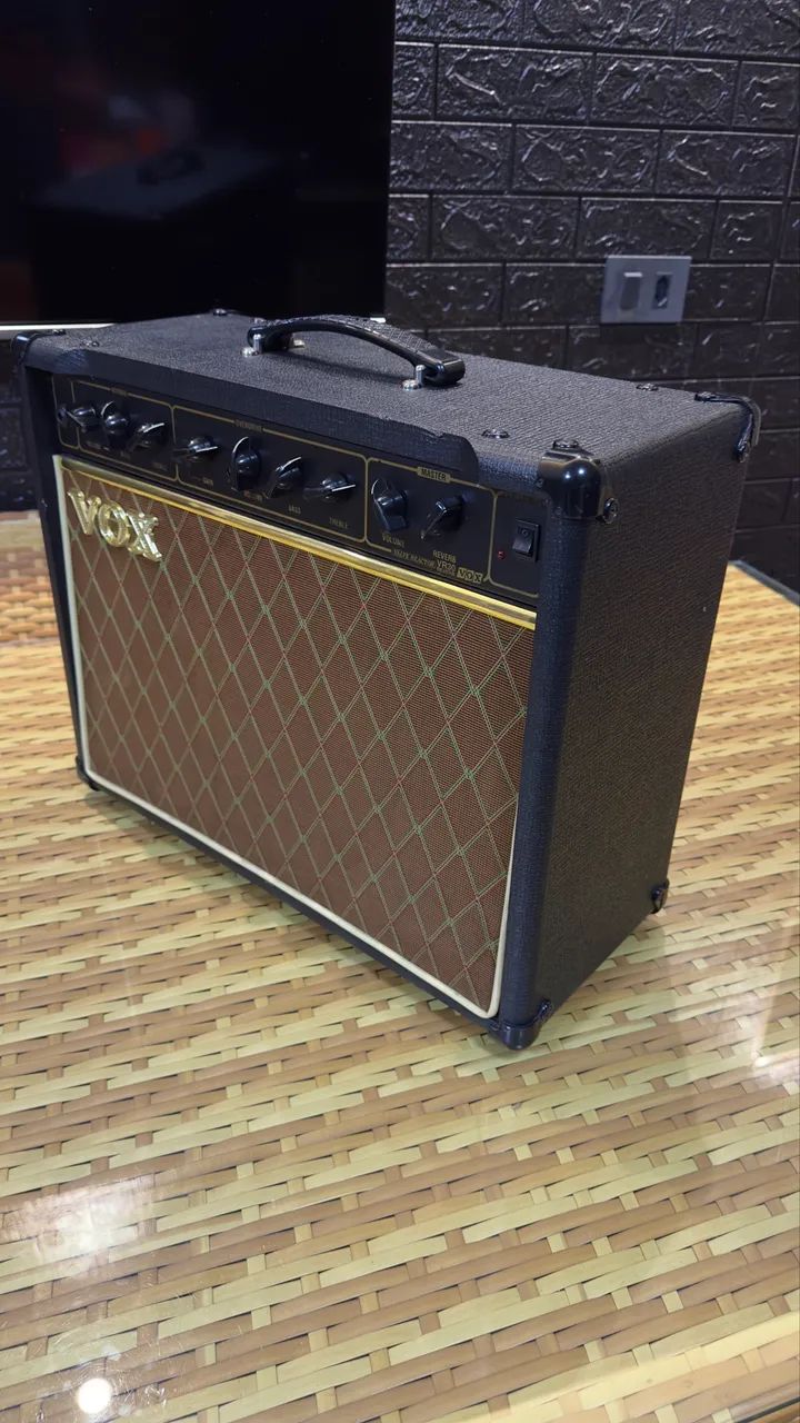 Amplificador Vox VR30R com 30w - Foto 2