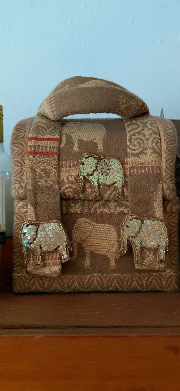 BOLSA DE TEXTURA INDIANA DE ELEFANTE