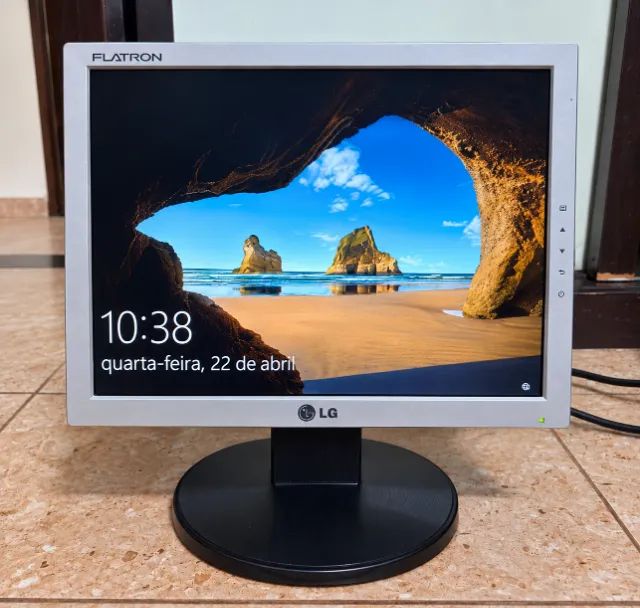 Monitor - LG Flatron L1553S-SF