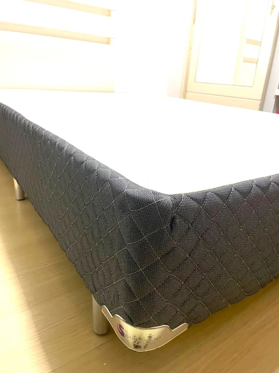 Vendo cama Box Casal com colchão TOP - Foto 3