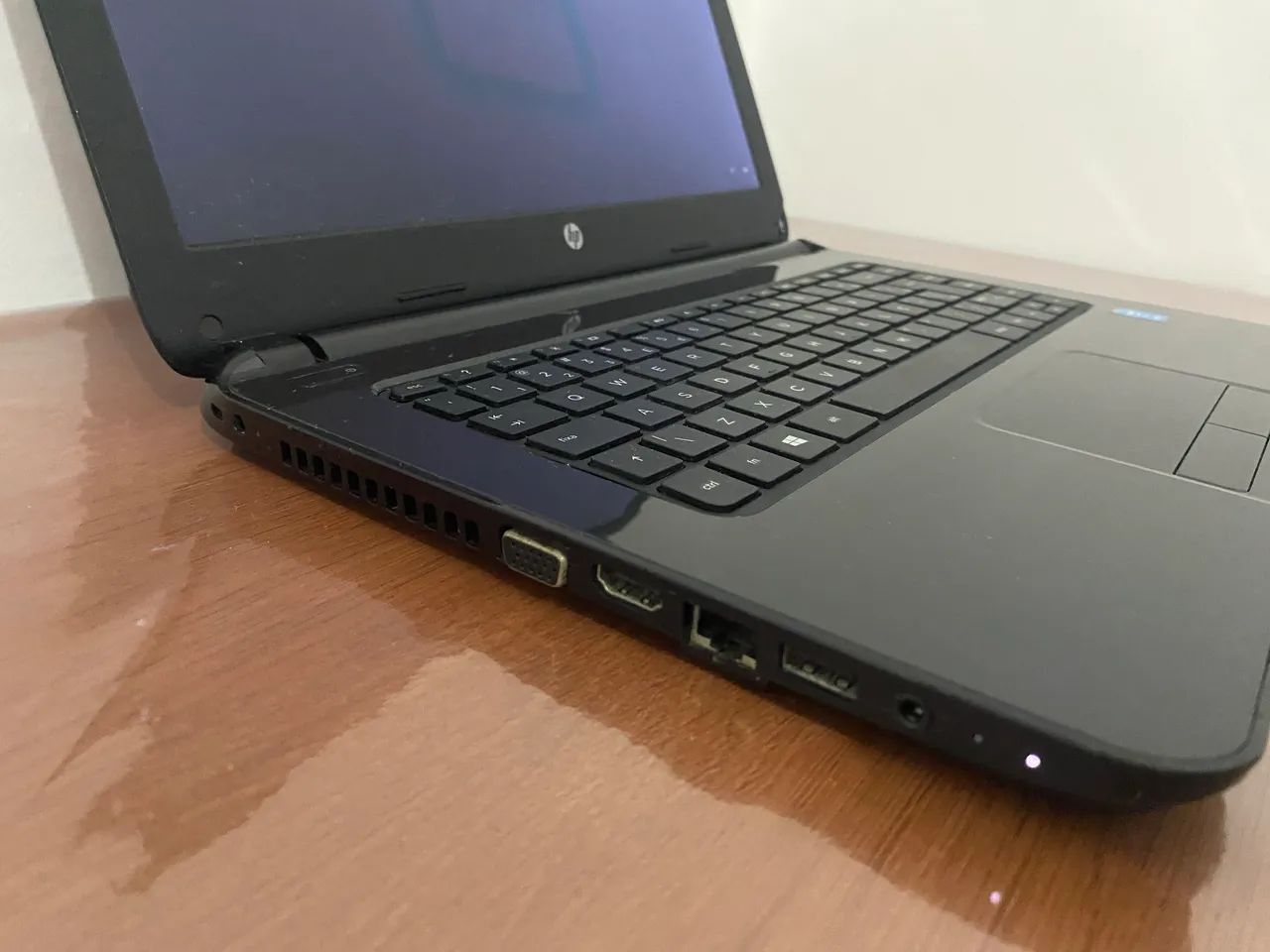 NOTEBOOK HP 240 G3 - i3 | 8GB | SSD 120GB - Foto 2