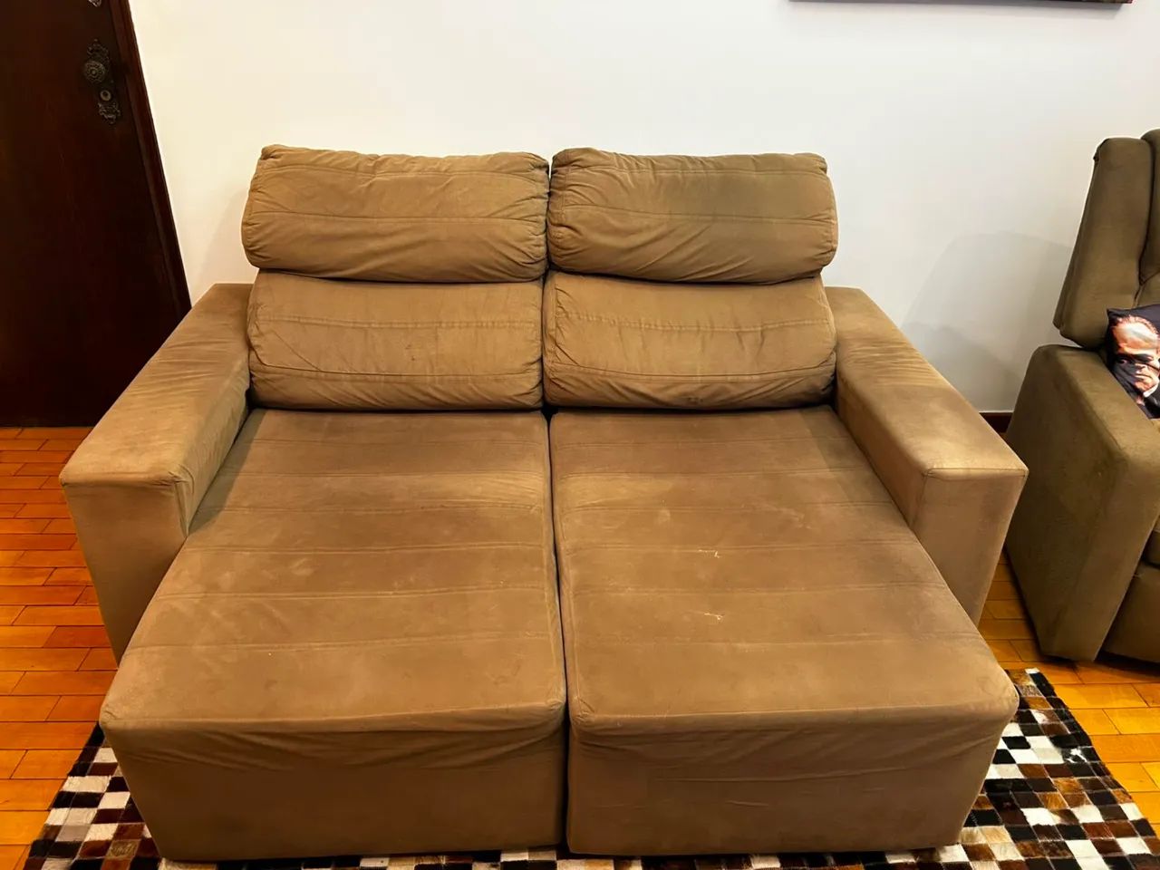 Vendo Sofá retrátil e poltrona  - Foto 2