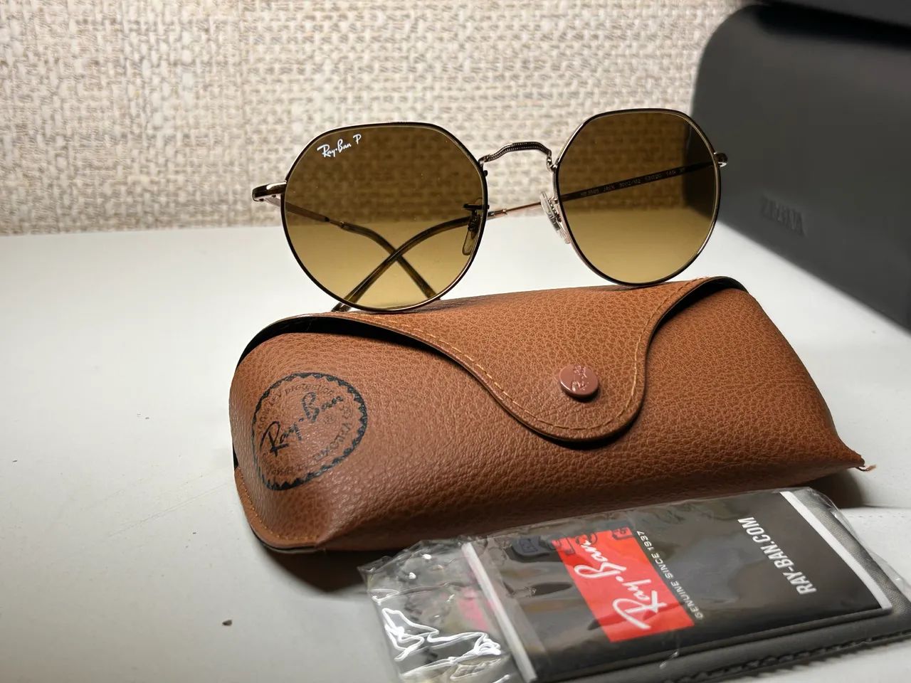 ÓCULOS RAY BAN NOVO  - Foto 3
