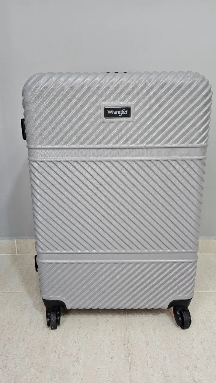 Mala de viagem 23Kg - usada uma vez apenas