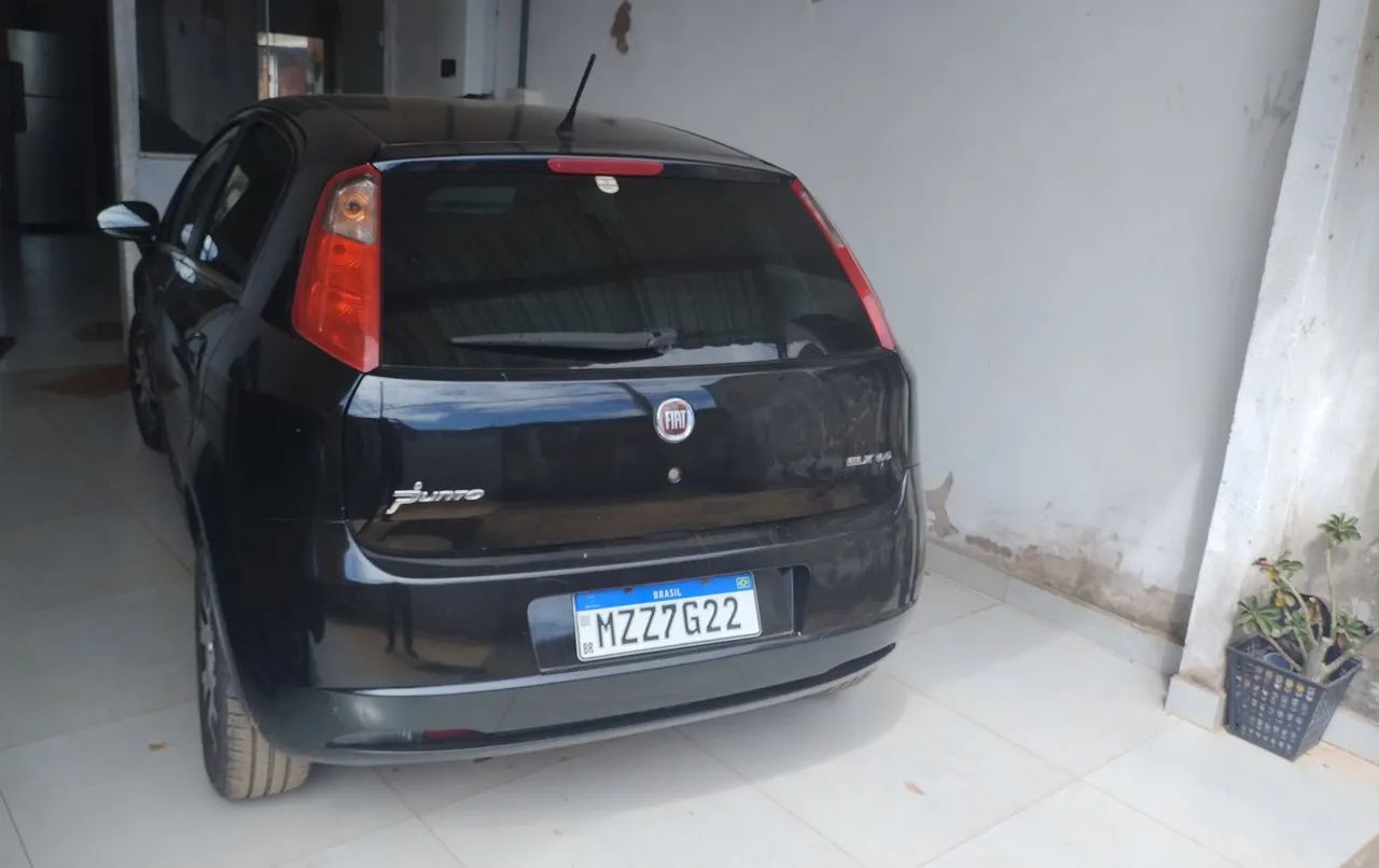 Fiat Punto ELX 1.4 Fire Flex 8V 5P 2009