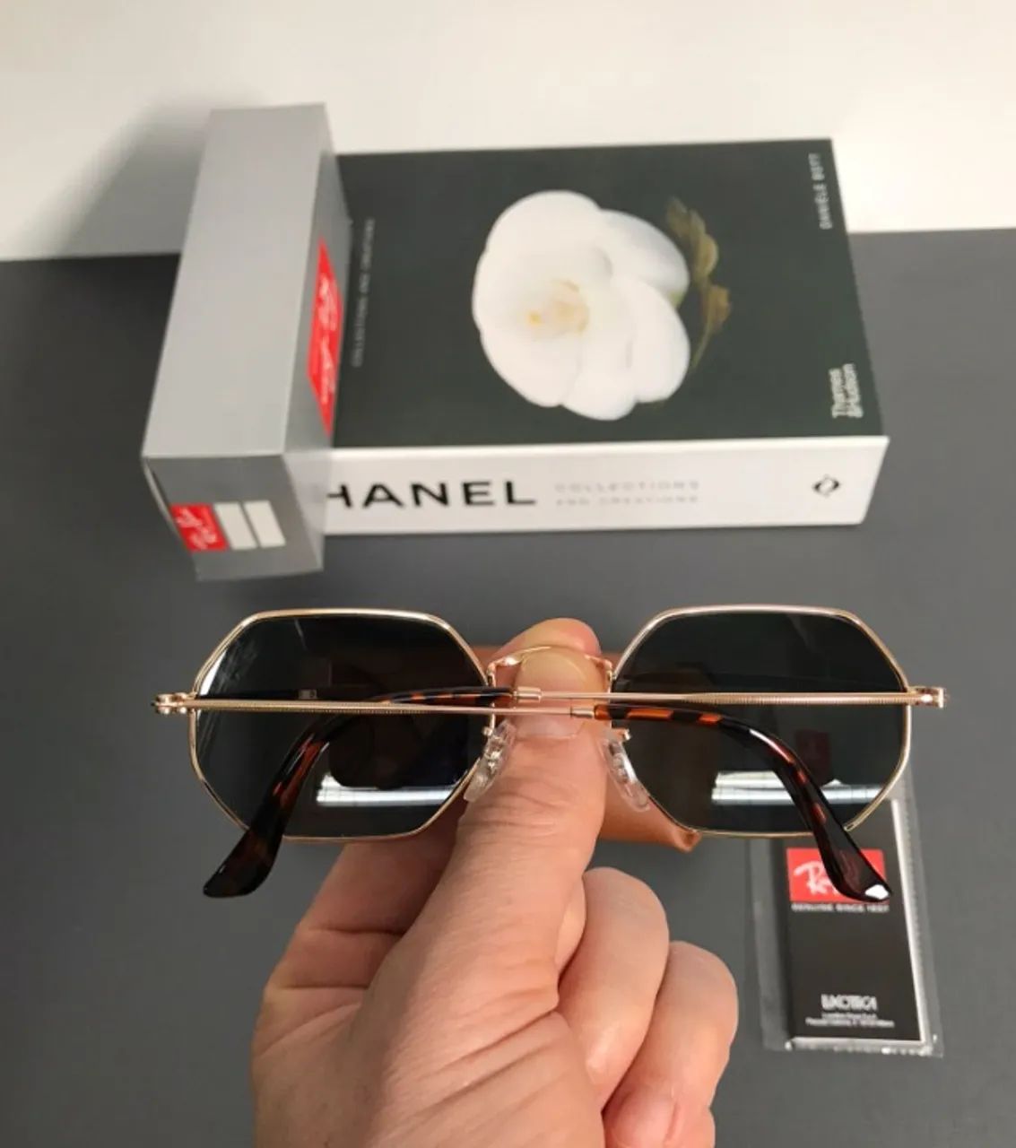 óculos de sol ray ban octagonal tradicional - Foto 4