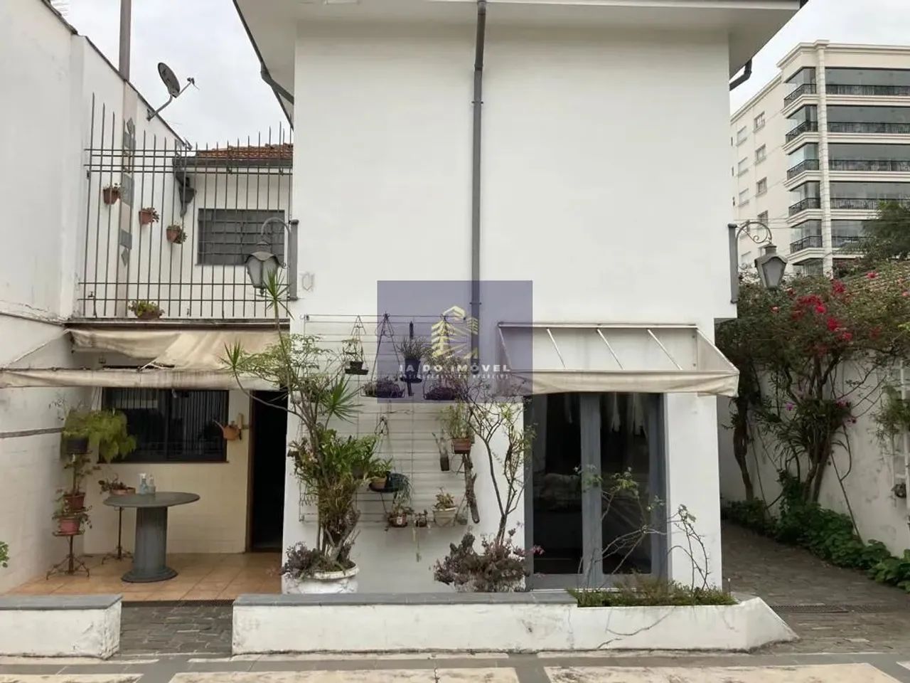 Casa Residencial ou Comercial no Campo Belo! no valor de R$ 3.829.000,00 para venda ou R$  - Foto 2