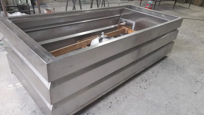 Tanque de pintura hidrografica 2.60x1.20