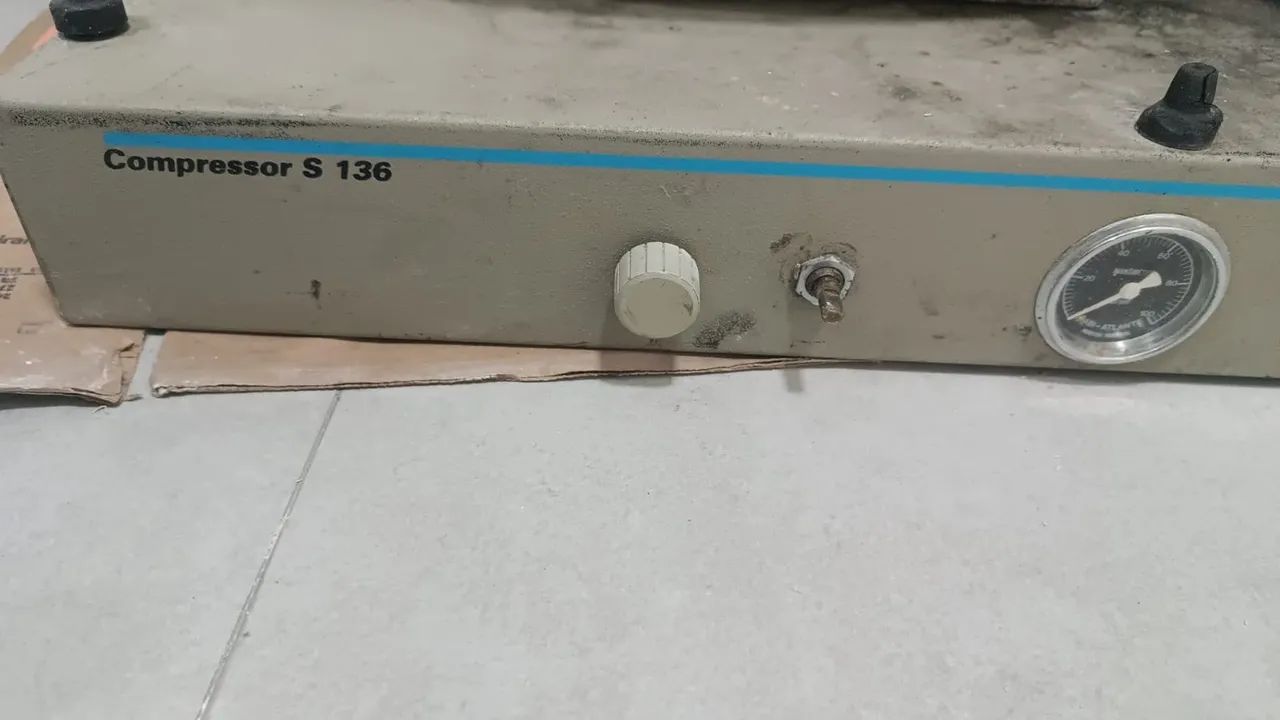 Compressor odontológico  - Foto 2