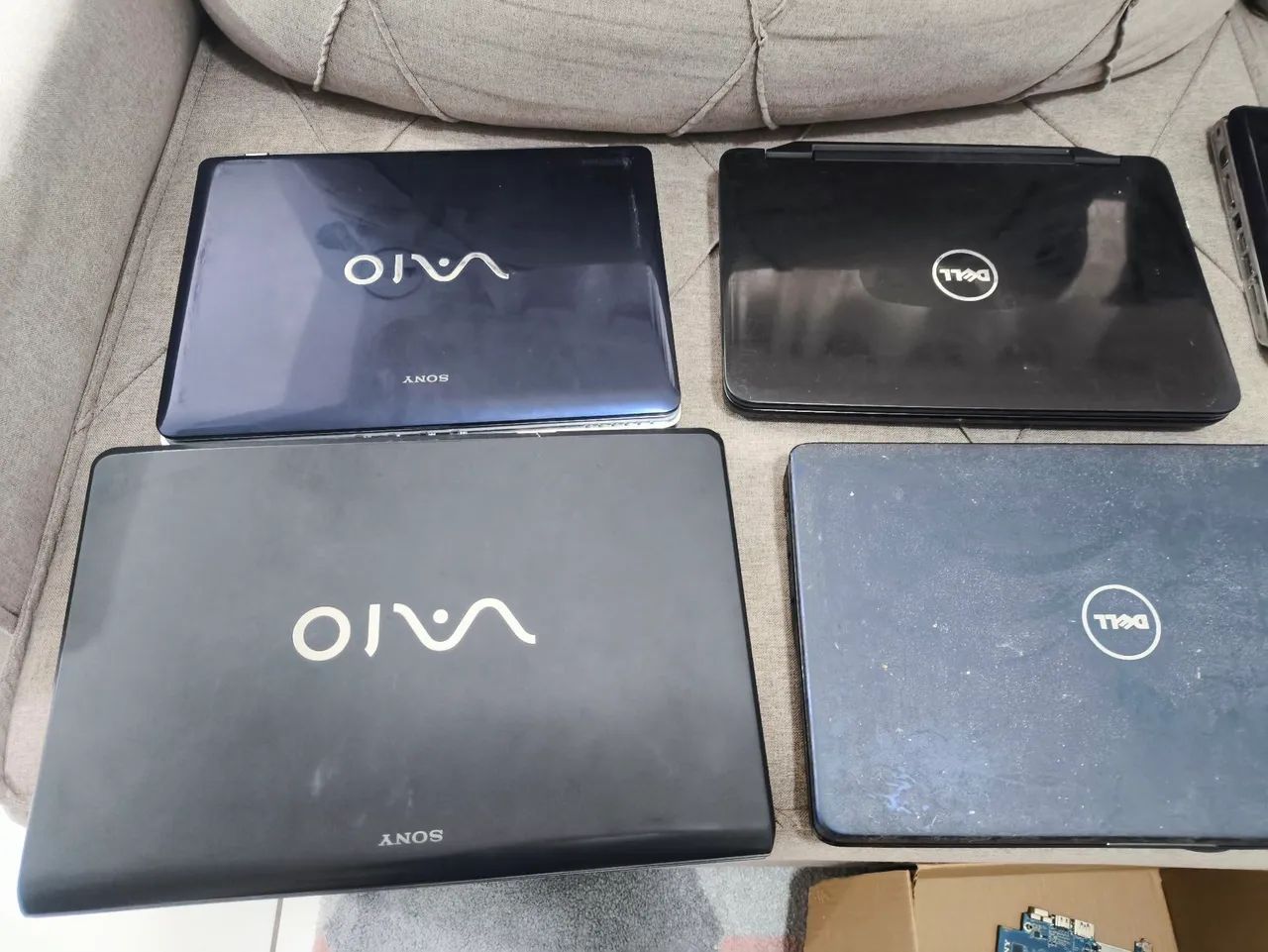 Vendo lote de peças para Notebooks, eletrônicos e informática.