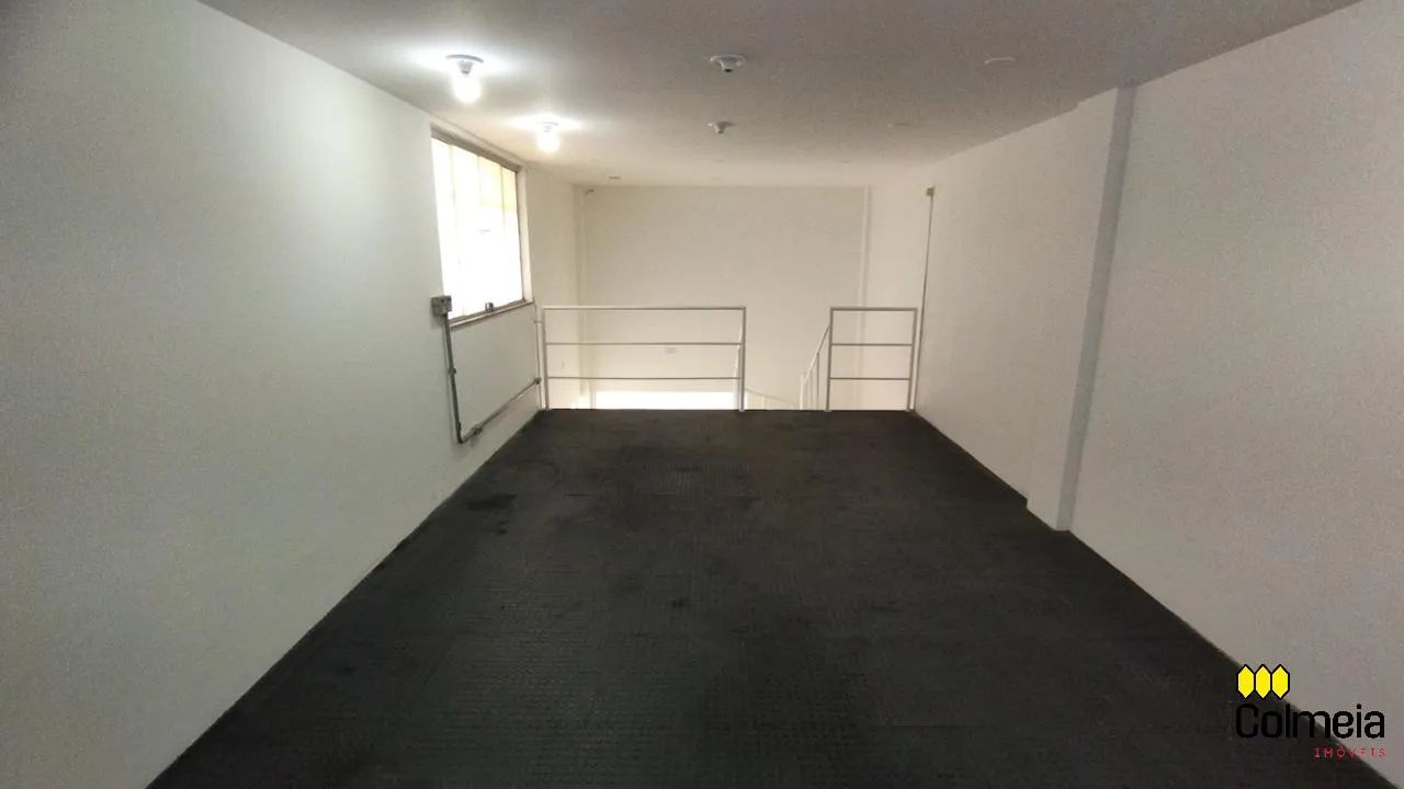 Sala Comercial de Esquina excelente visibilidade - Foto 8
