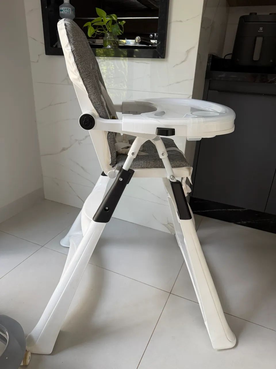Cadeira de Alimentação p/ Bebê - Foto 2