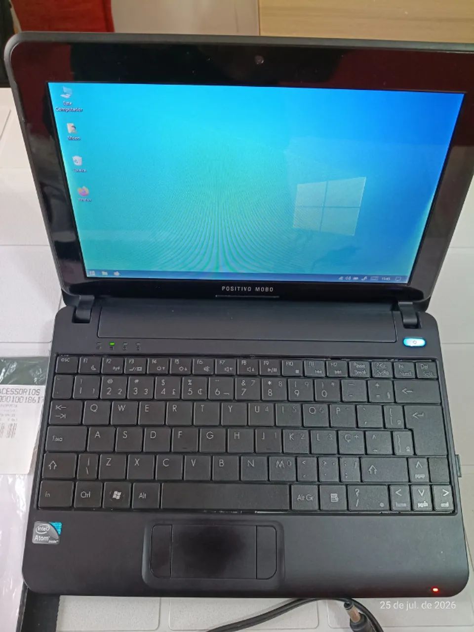 Netbook Positivo Mobo Black 4000, bem bonito e funcionando, bateria funcionando - Foto 2