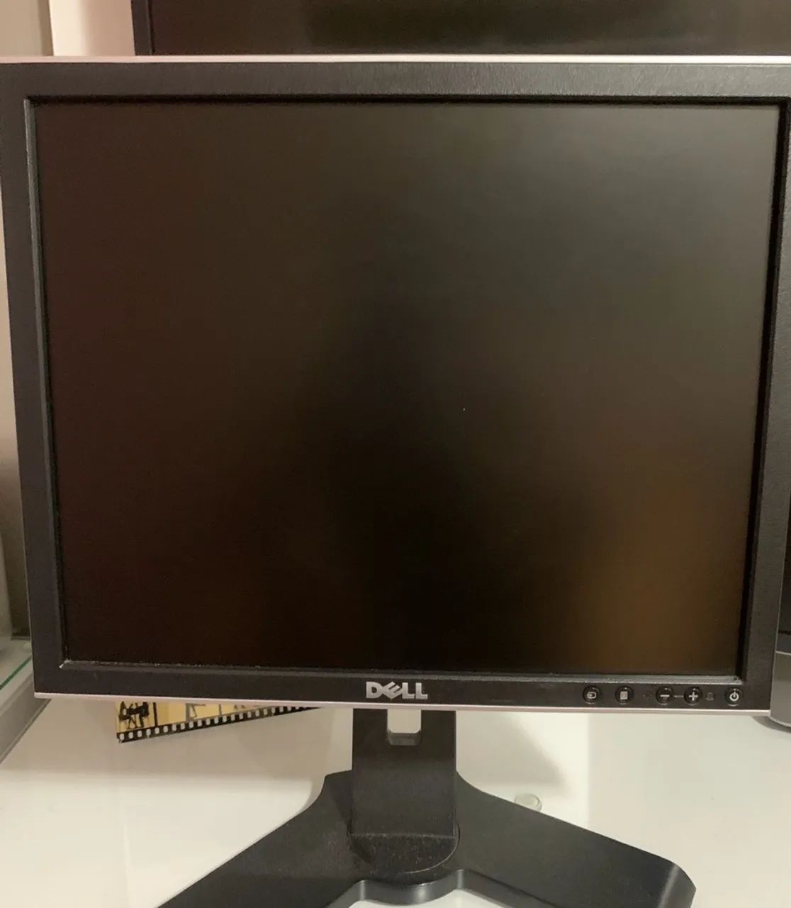 Monitor Dell 17