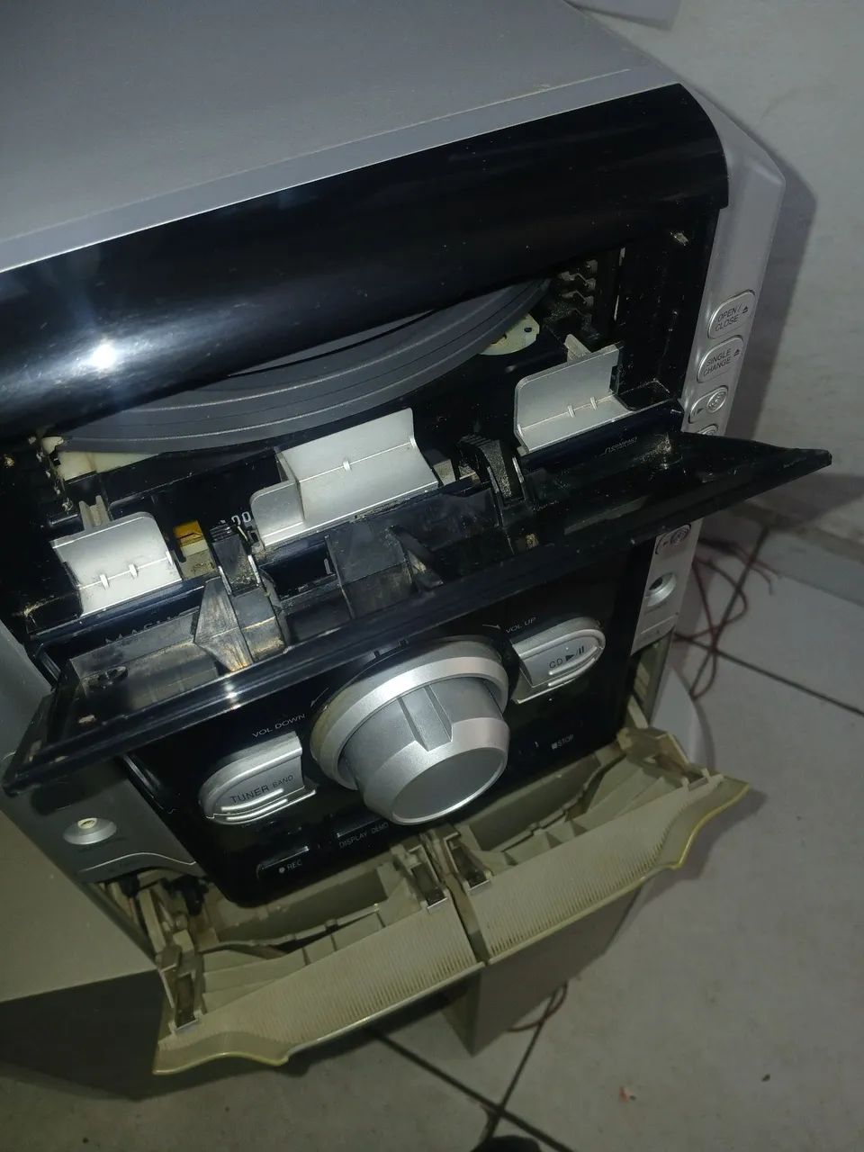 Mini system Panasonic 230W RMS  - Foto 2