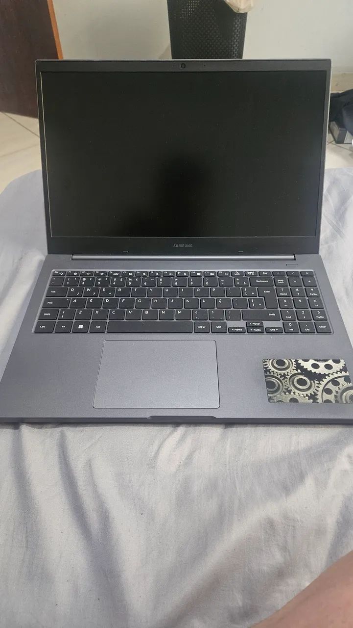 Samsung Book NP550XDA i3