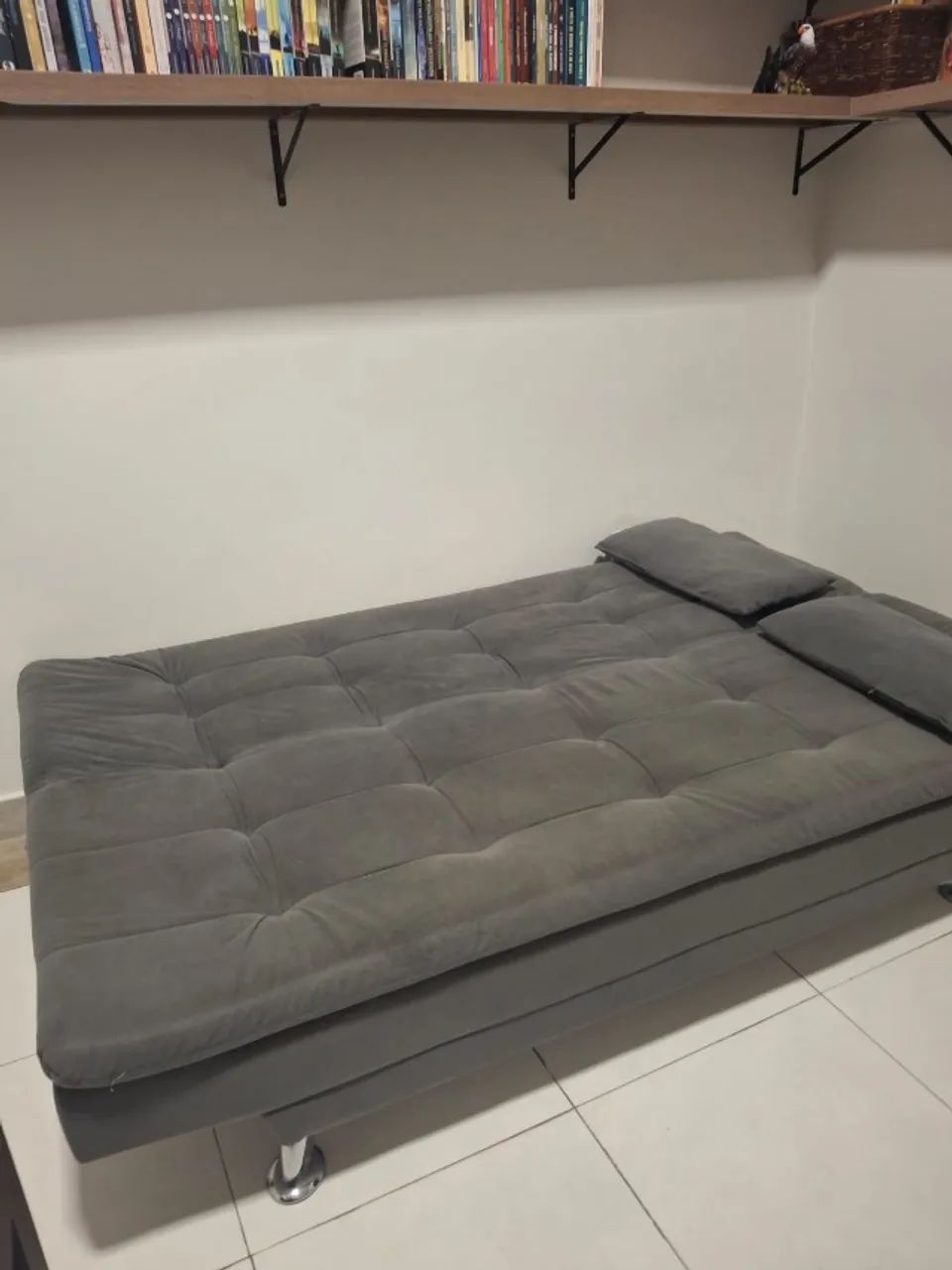 Sofá-Cama Cinza Retrátil/Reclinável - Ótimo Estado - Foto 3
