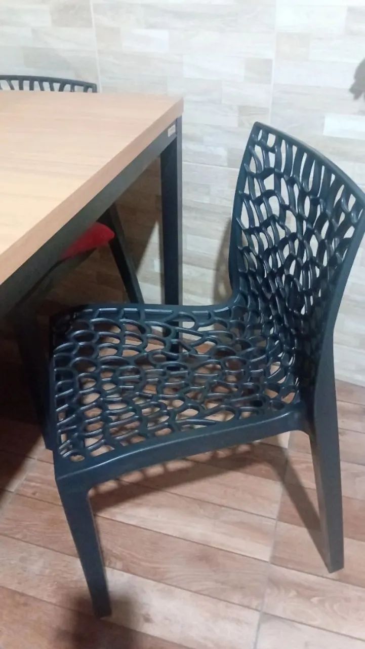 Mesa industrial  de madeira 4 cadeiras - Foto 3