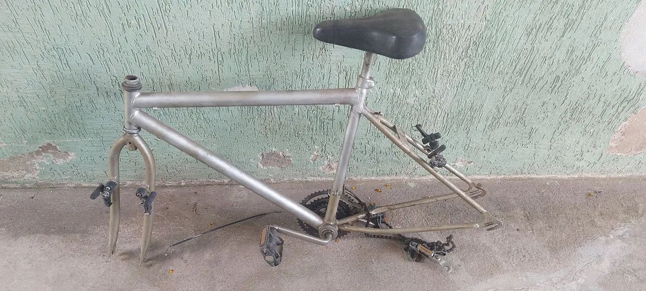 Quadro de bicicleta aro 26 - Foto 2
