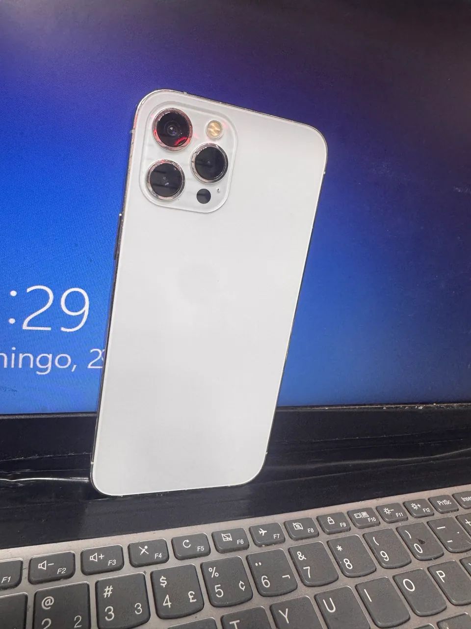 iPhone 12 Pro Max 256gb todo original - Celulares e Smartphones