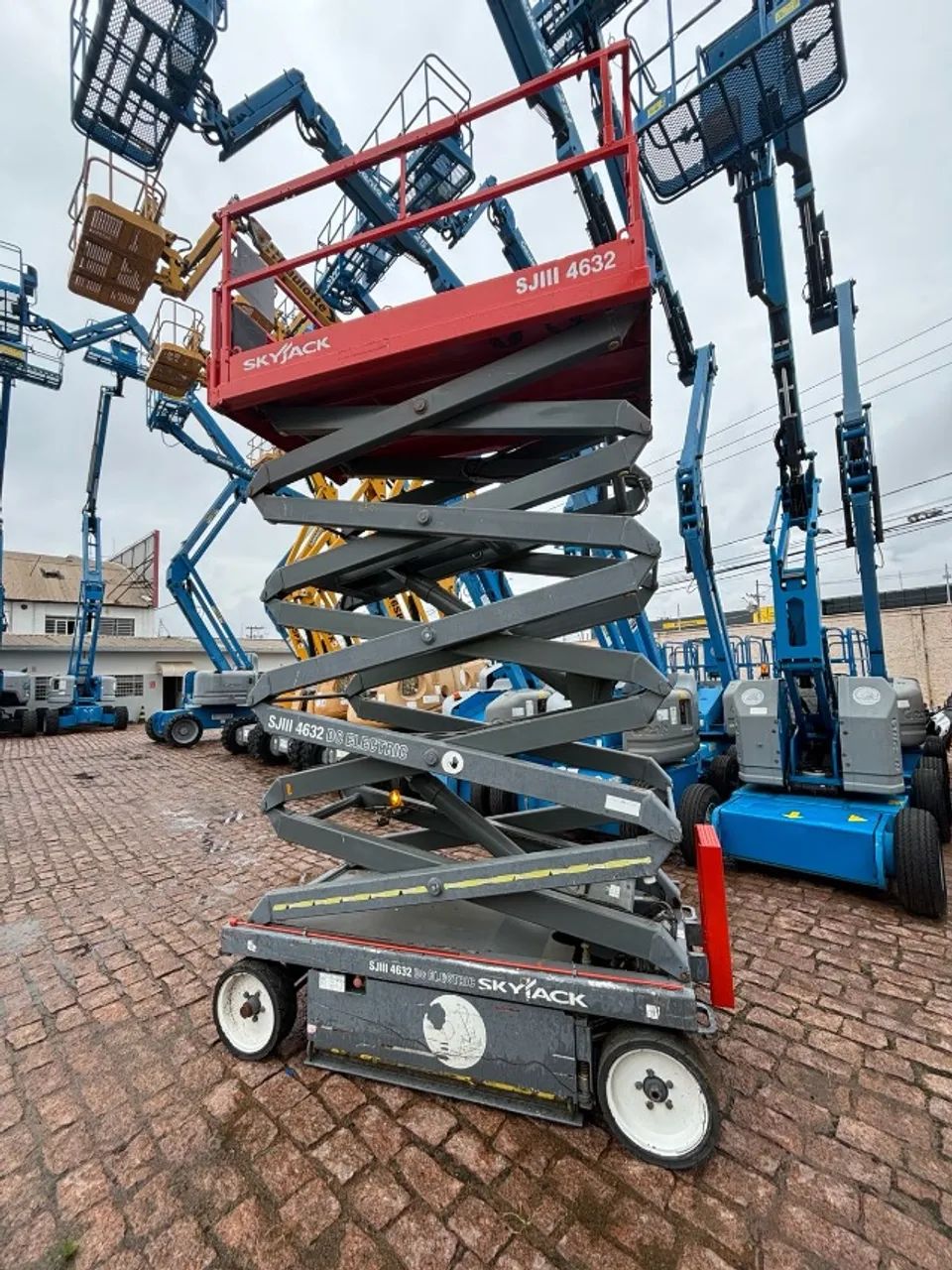 Plataforma elevatória Skyjack SJ III 4632 - Foto 2