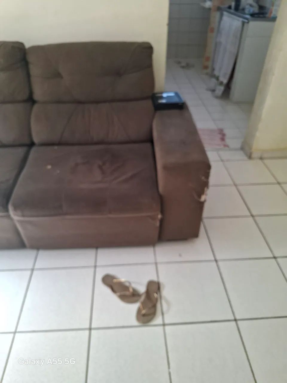 Sofá retrátil e reclinável 3 lugares - Foto 2